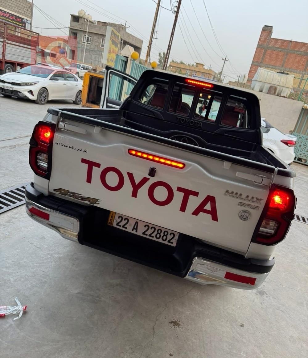 تويوتا هايلوكس